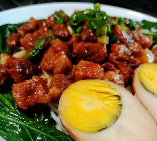 台湾肉燥饭的制作方法与秘诀（带你领略台湾风味）