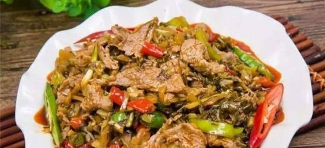酸辣牛肉的制作方法（酸爽口感）