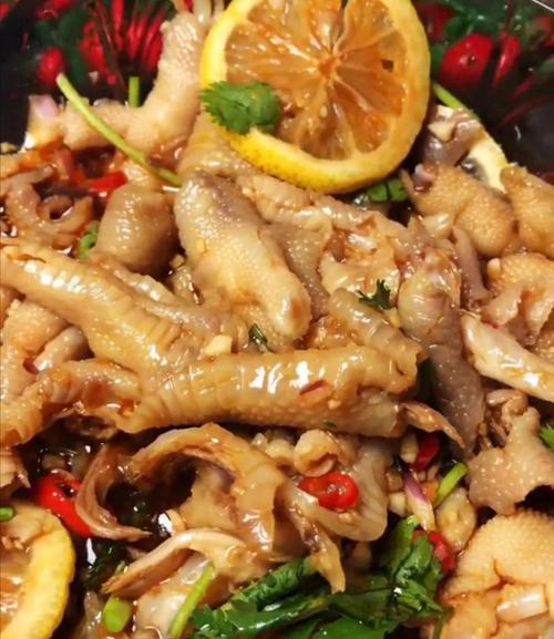 酸辣风爪的家庭制作方法（口感鲜美、营养丰富的酸辣风爪）