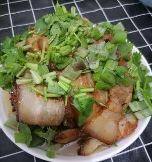 酸菜扣肉的制作方法（传统美食）