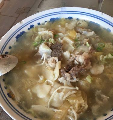 口感，美味至极——酸菜肥牛面的制作方法（一次解决你的味蕾困扰）