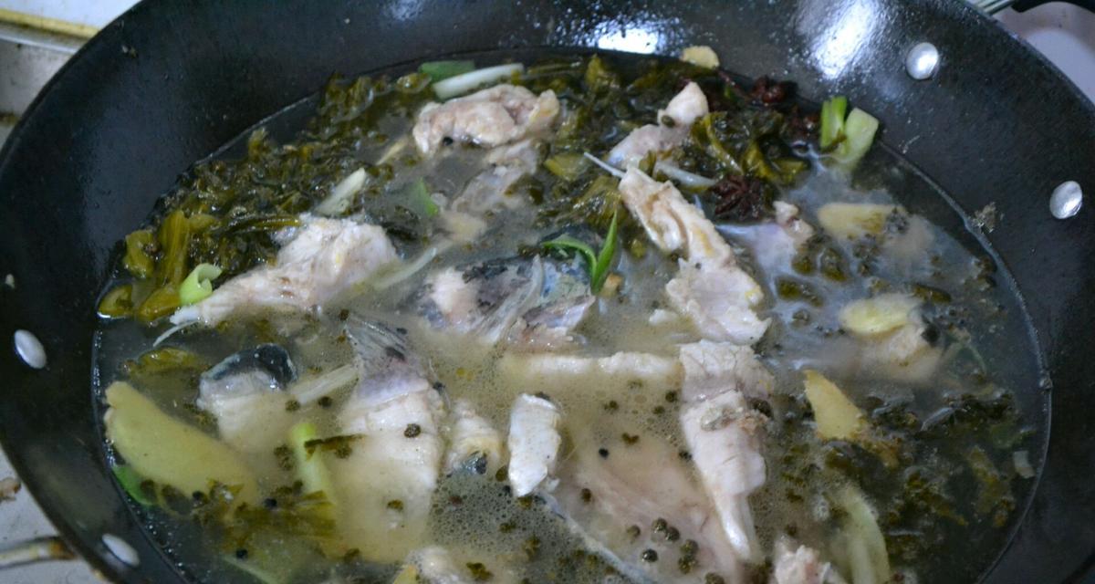 酸菜豆米的做法（传统美食与现代口味的融合）