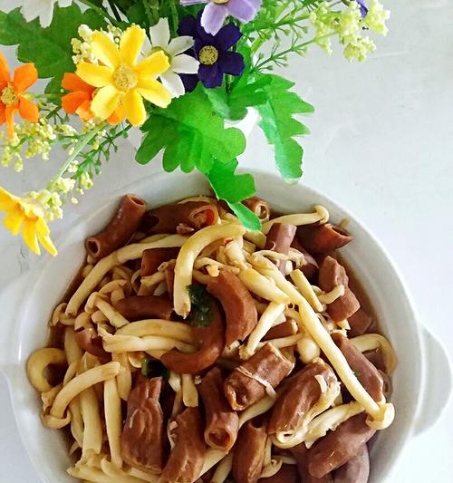 酸菜炒生肠，美味又下饭！