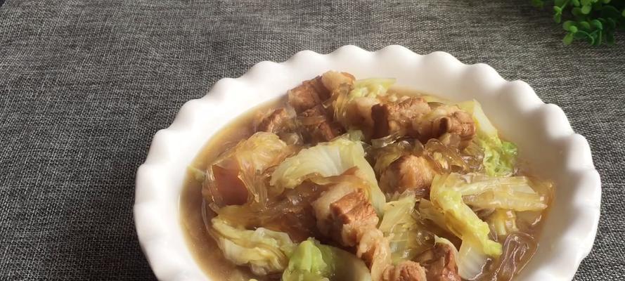 酸白菜炒粉条（味蕾的艺术享受）