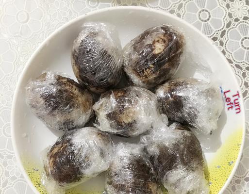 如何制作以速淹咸鸭蛋（掌握技巧）