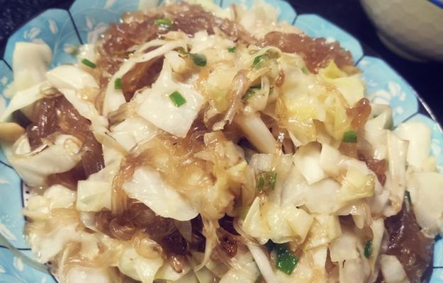 以素斋为主题的炒粉丝做法（新颖又美味的炒粉丝佳肴）