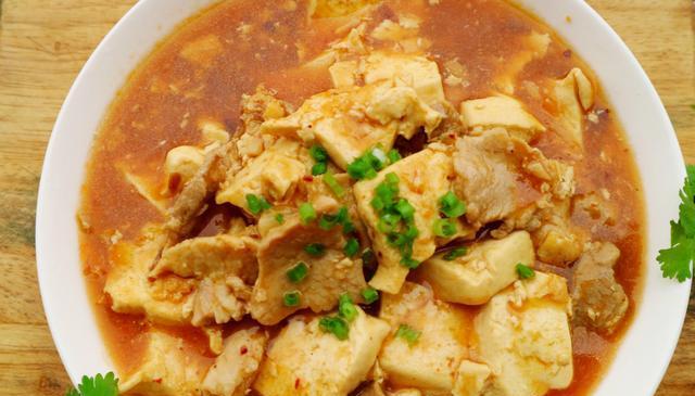 素油麻豆腐制作全攻略（如何制作口感鲜美、健康营养的素油麻豆腐）