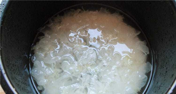 美味双米雪梨粥的制作方法（健康美食）