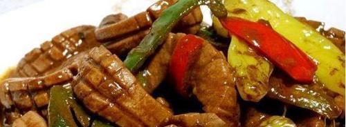 双椒炒猪腰的制作方法（美味可口的猪腰佳肴）