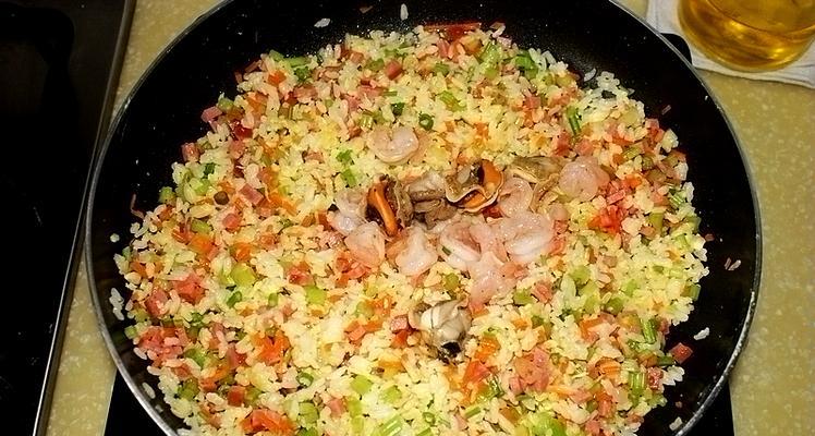 一道简单又美味的家常炊饭，让你轻松成为厨房小达人（一道简单又美味的家常炊饭）