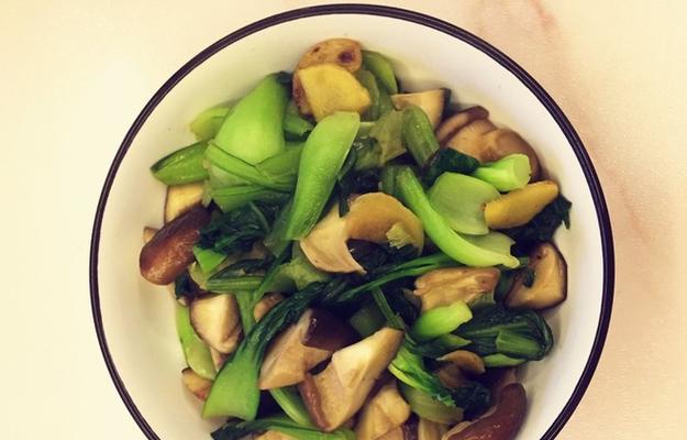 双冬扒青菜，清香鲜美再添营养（家庭必备）