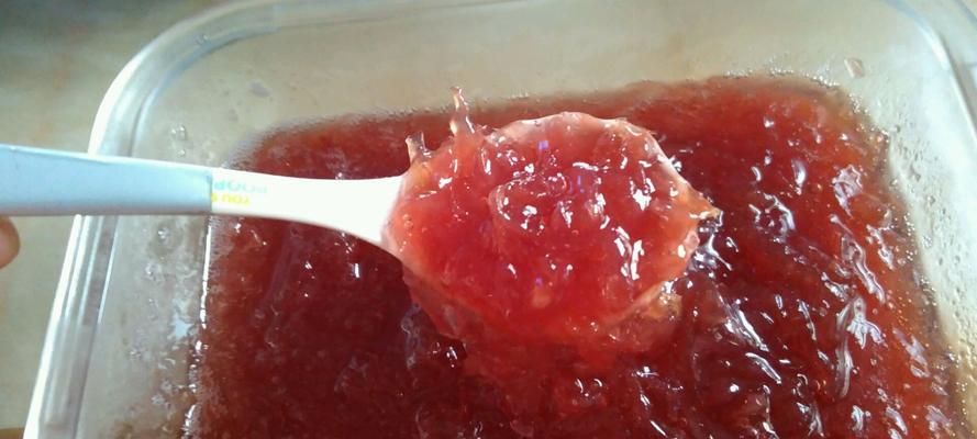 树莓酱的制作方法（如何用新鲜树莓制作美味的果酱）