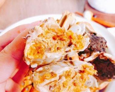 妙手熟醉蟹（用独特的做作美味的醉蟹）
