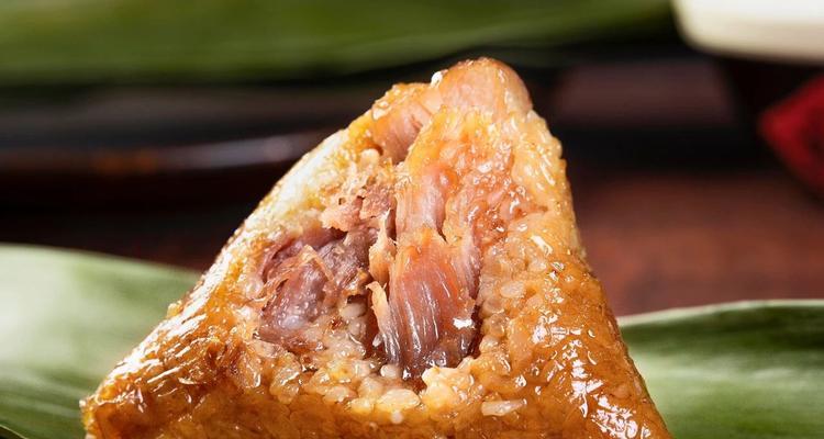 手把手教你制作美味秫米粘高粱花豆粽子（以传统手艺做出美味佳肴）