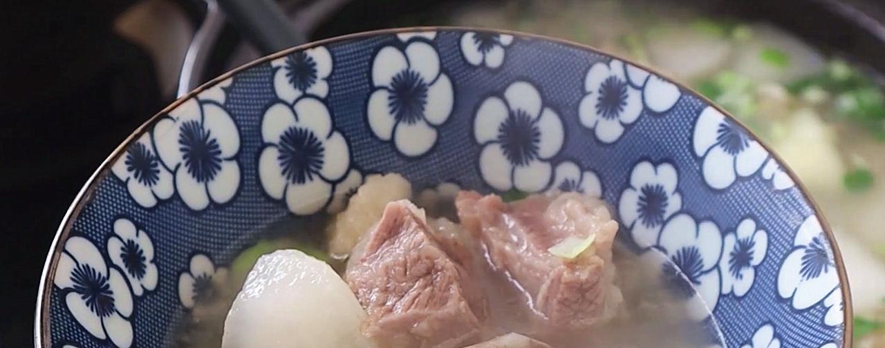以蔬果清炖牛肉汤，轻松健康，营养满分（传统口感）