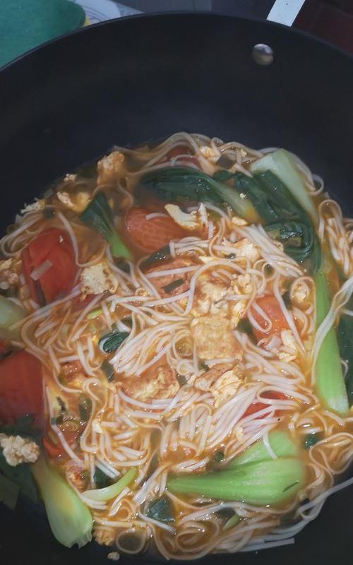 营养美味，DIY蔬菜鸡蛋面（以新鲜蔬菜和优质鸡蛋为主）