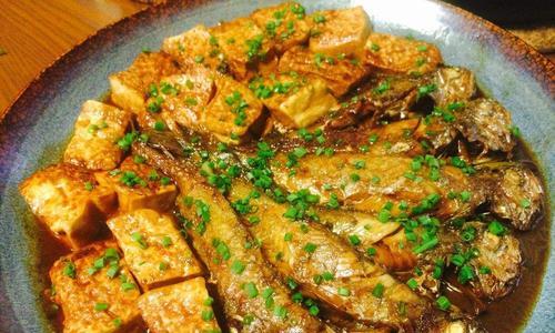 学会制作美味的砂锅黄鱼豆腐（从选材到烹饪）