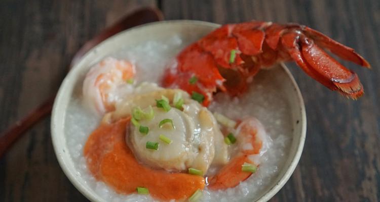 以沙窝海鲜粥为主角的美食故事（品味海鲜精华）