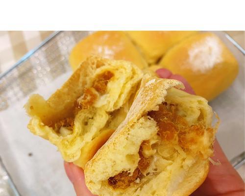 沙拉火腿面包的制作方法（如何制作美味健康的沙拉火腿面包）