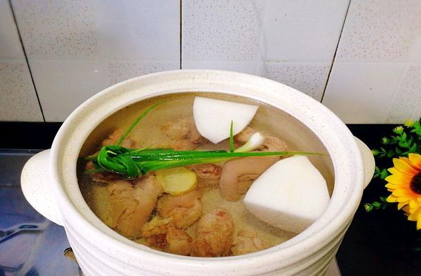 品尝美味沙茶羊腿煲（挑战你的味蕾）