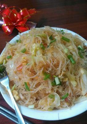 三丝炒台湾米粉，美食口感绝佳（台湾美食中的经典之作）