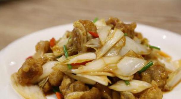 家常菜教程之肉饼炒娃娃菜（家庭厨房必备的美食大杀器）