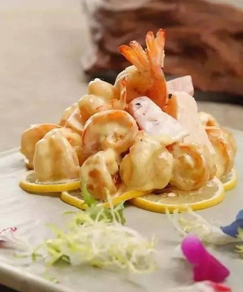 以热炝北极甜虾为主的美食探究（从选材到烹饪）