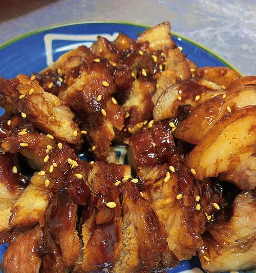 学会做XO酱蜜汁叉烧肉，让你变成厨艺达人（传统美味的叉烧肉搭配香辣XO酱）