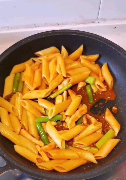 杂蔬通心粉，健康美味一起享（打造美味营养的全蔬菜通心粉）