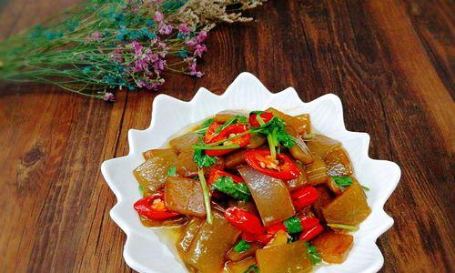 以油煎辣椒，辣味更浓郁（口感独特）