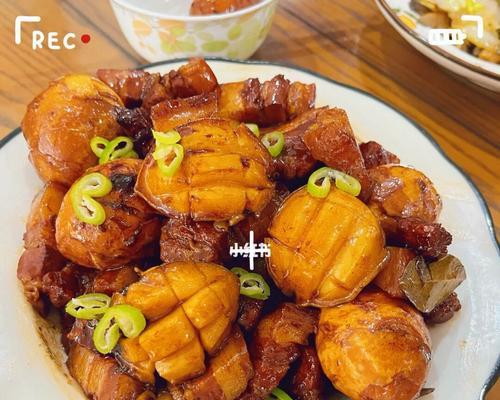小鲍鱼肉的美味做法（探寻小鲍鱼的独特魅力）