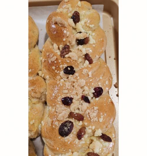 香酥辫子面包的制作方法（教你轻松做出口感酥脆）