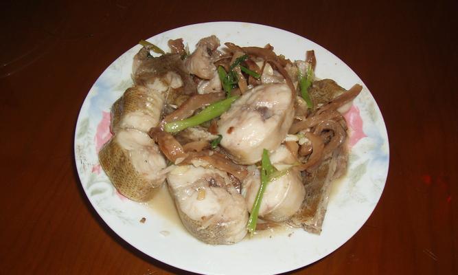 以香芹烧鱼块——美味健康的家常佳肴（自制香芹酱）