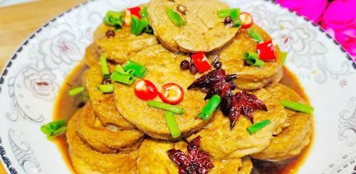 丰富多彩的饭素菜做法（探究烹饪素食的创新美食）