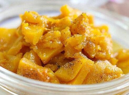 五香腊肉烩南瓜的做法（烹饪秘诀和美食分享）