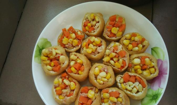 五花肉酿豆腐——美味佳肴的制作（传统美食丨鲜美可口丨营养丰富）