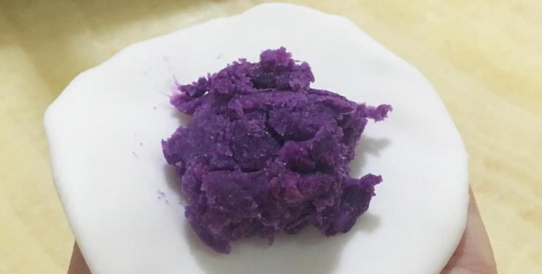 五彩水晶圆的制作方法（打造独一无二的个性化水晶饰品）