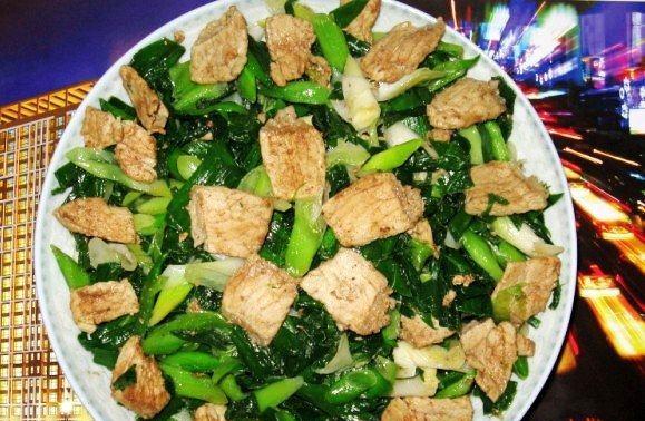 美食制作（掌握关键步骤）