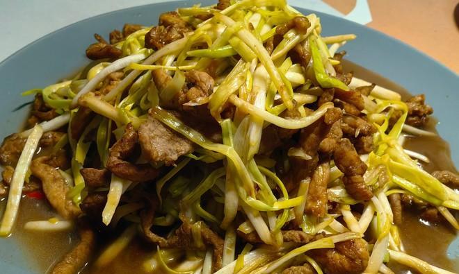 蒜黄肉丝炒鸡蛋的做法（简单易学）