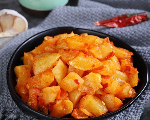 甜酸萝卜水果宴，清爽美味惊艳味蕾（营养美食）