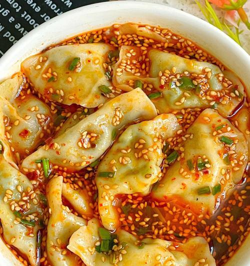 家常美味，酸汤韭菜馅水饺（手把手教你制作美味水饺）