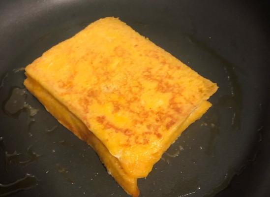轻松享受美味，DIY酸奶吐司快（简单操作）