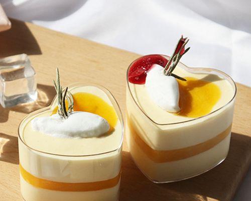 轻松做出美味酸奶慕斯杯（简单操作）