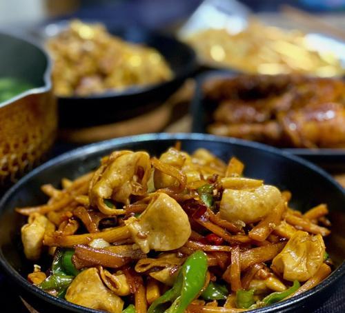 一道下饭好菜，热量低营养丰富，肉嫩酸爽口感让你回味无穷（一道下饭好菜）