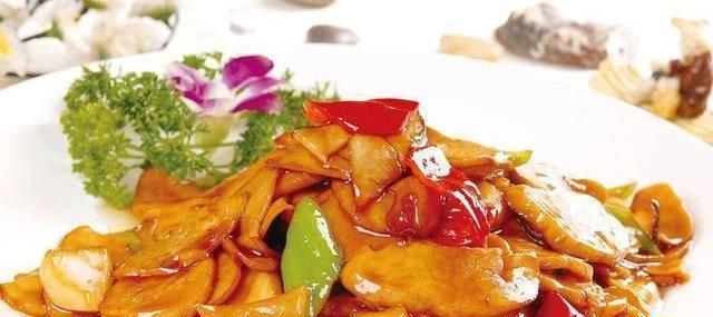 美味健康的烧汁杏鲍菇（用杏鲍菇烹调出的营养美食）