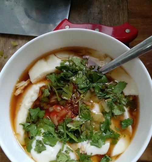 陕西小吃笼蒸豆腐脑的制作方法（家庭制作原汁原味的陕西小吃）