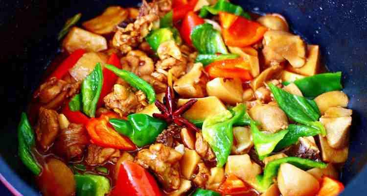 山珍烧鸡腿——美味佳肴的制作方法（以山珍材料搭配烤制鸡腿）