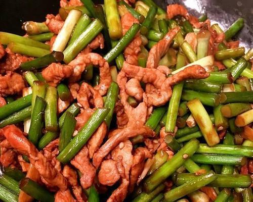 美食新研究——肉末炒蒜苔，尝出家常美味（家常必备小炒菜）