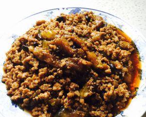 美味又营养的肉末茄条（用新鲜食材制作的口感独特的佳肴）