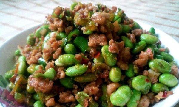 美味肉末毛豆的制作方法（家常美食）